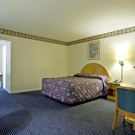 韦瑟斯菲尔德哈特福德美洲最佳价值酒店 Wethersfield 客房 照片